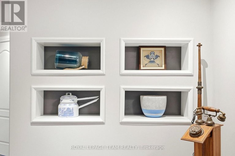 29451261/1196-old-carp-road/morgans-grantsouth-march/ottawa/ontario/K2W0H0_36