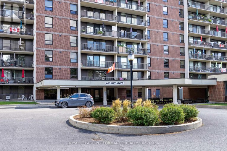 28840437/1904-665-bathgate-drive/carson-meadows/ottawa/ontario/K1K3Y4_4