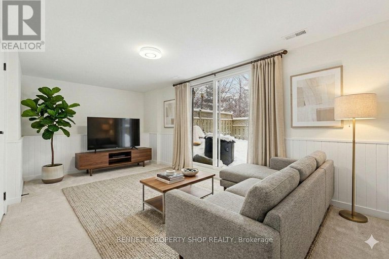 29420203/18-3205-uplands-drive/hunt-club-woods/ottawa/ontario/K1V9T3_17