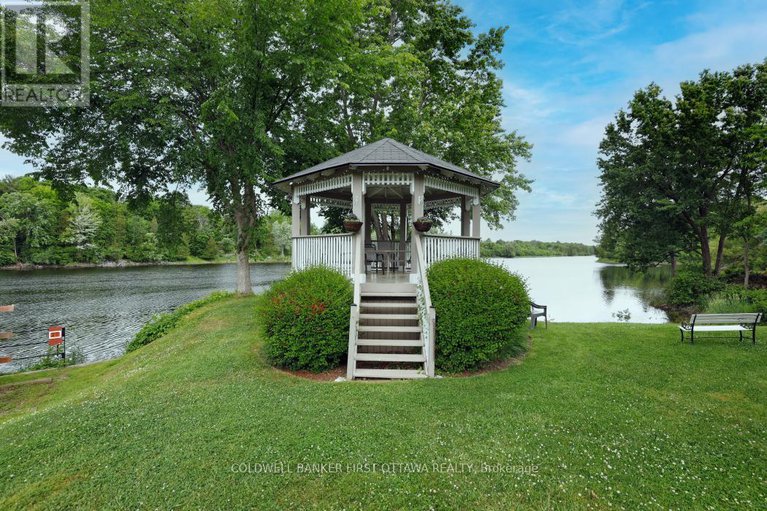 28491193/109-1-rosamond-street/almonte/mississippi-mills/ontario/K0A1A0_29