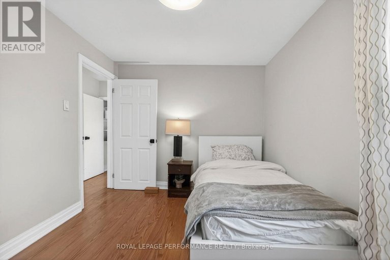 29674451/344-richelieu-avenue/vanier/ottawa/ontario/K1L6J9_26