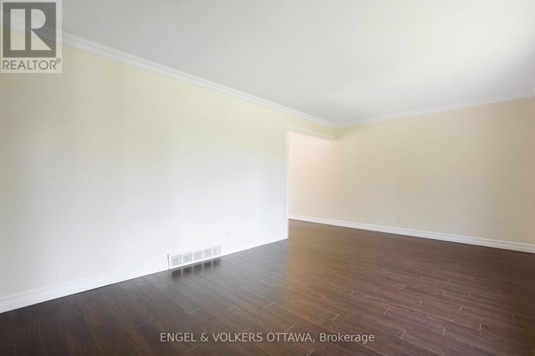 28304083/25-coldstream-drive/munster/ottawa/ontario/K0A3P0_8