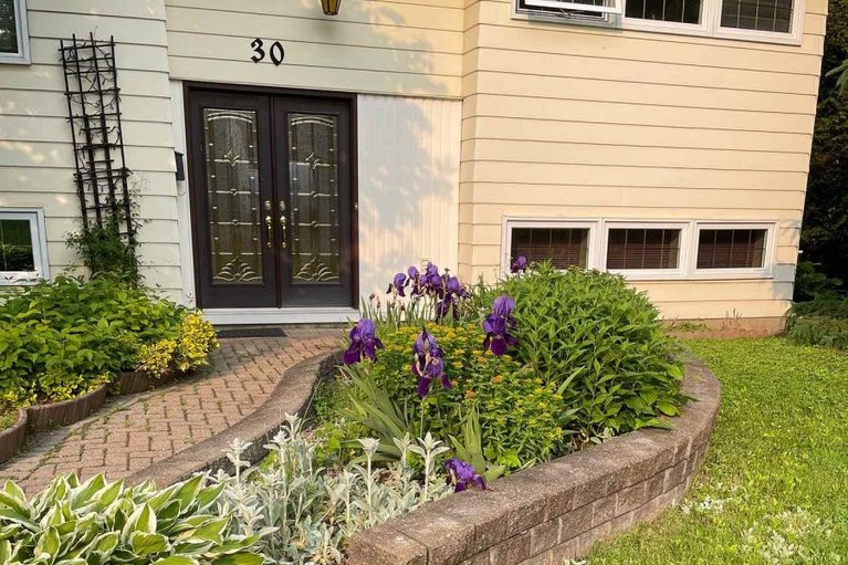 29172924/30-juniper-court/borden-farmstewart-farmcarleton-heightsparkwood-hills/ottawa/ontario/K2E5M6_33