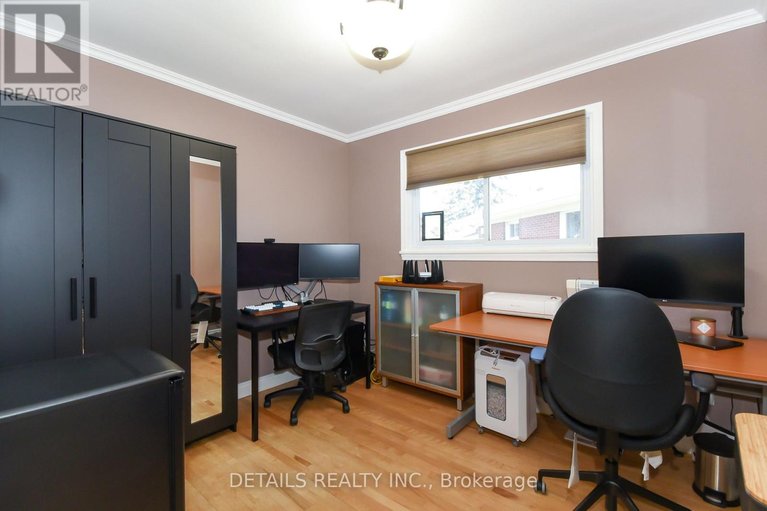 29661613/1222-field-street/bel-air-park/ottawa/ontario/K2C2R2_28