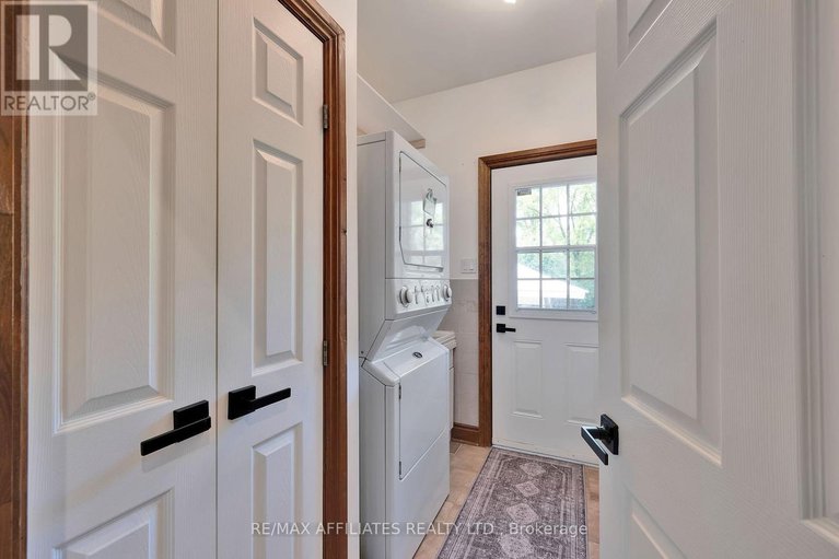 28469895/3-kimini-drive/remainder-of-stittsville-area/ottawa/ontario/K2S1S6_22