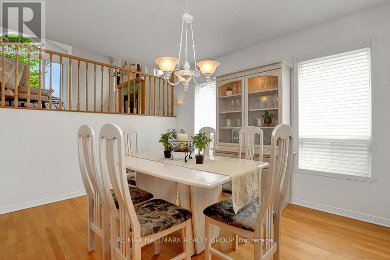 28882866/1166-ambercrest-street/carson-grove/ottawa/ontario/K1J1B2_6