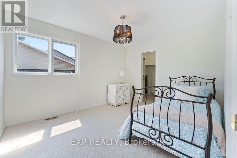 28420180/2-bonnechere-drive/bridlewood/ottawa/ontario/K2M2A5_27