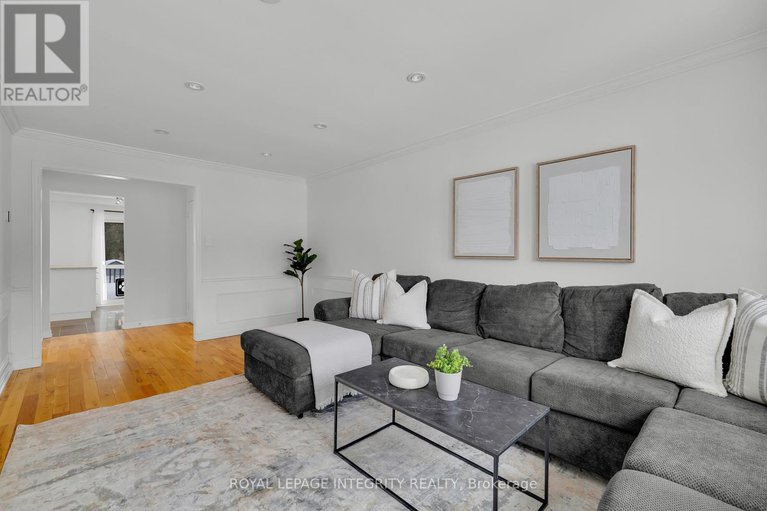 29428400/7-fallow-court/hunt-club-parkgreenboro/ottawa/ontario/K1T1W8_10