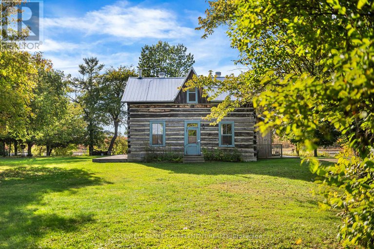 28828935/1332-ferguson-falls-road/drummond-n-elmsley-drummond-twp/drummondnorth-elmsley/ontario/K0G1K0_4