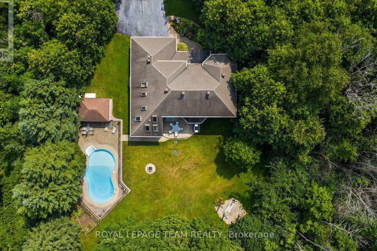 28734411/10-weldale-drive/rural-kanata-central/ottawa/ontario/K2W1A9_2