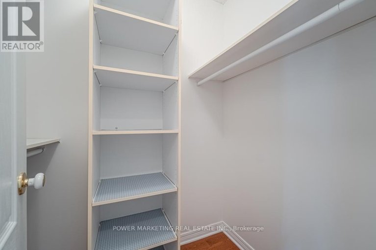 29633668/29-taj-court/hunt-club-park/ottawa/ontario/K1G5K7_25