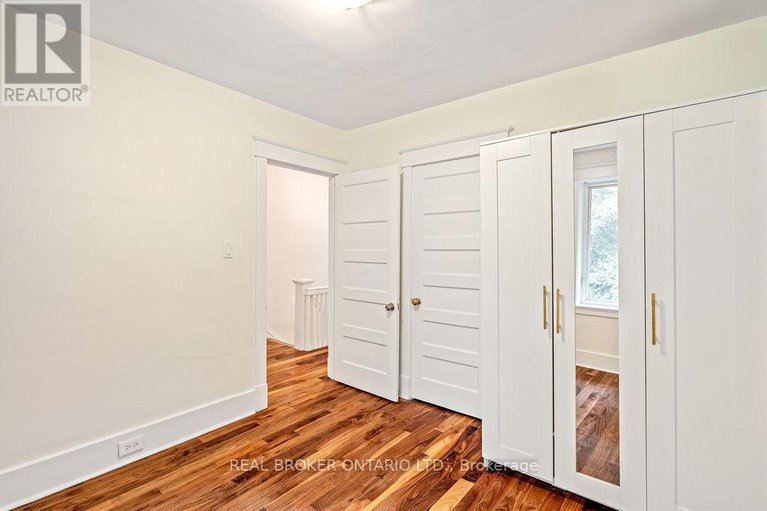 28987667/23-lakeview-terrace/dows-lake/ottawa/ontario/K1S3H3_29