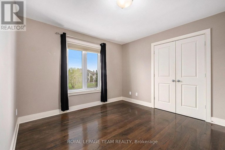 28915612/5386-mansel-crescent/manotick-village-manotick-estates/ottawa/ontario/K4M1L3_27