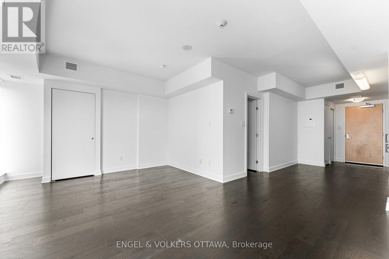 29310406/1104-40-nepean-street/ottawa-centre/ottawa/ontario/K2P0X5_12
