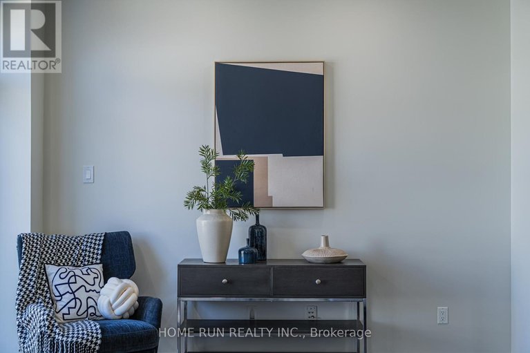 28817994/1576-carronbridge-circle/emerald-meadowstrailwest/ottawa/ontario/K2M0G5_20