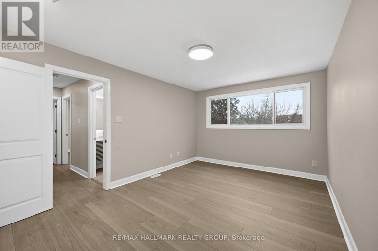 29355189/1414-ridgebrook-drive/pineview/ottawa/ontario/K1B4T2_18