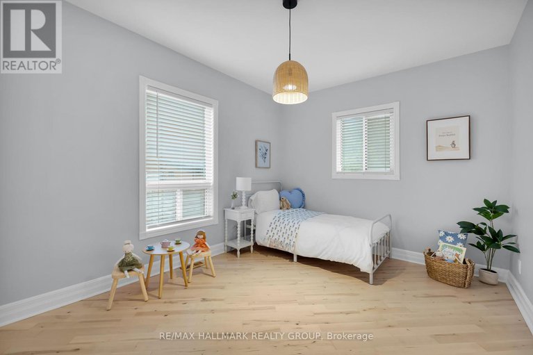 29138098/7-bachman-terrace/katimavik/ottawa/ontario/K2L1W2_29