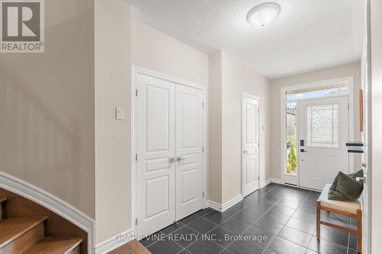 29235823/568-voie-du-pin-rouge-way/mer-bleuebradley-estatesanderson-park/ottawa/ontario/K1W0C4_3