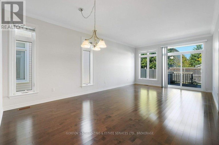 29090696/281-brambling-way/half-moon-bay/ottawa/ontario/K2J6E3_18