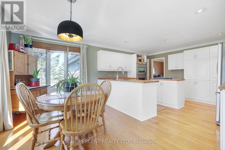 29671012/1267-randboro-crescent/navan/ottawa/ontario/K4B1K7_30