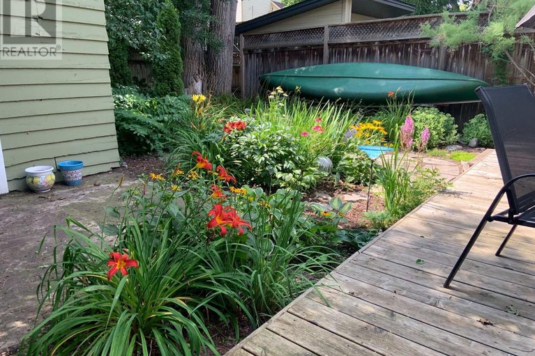 29668148/140-drummond-street/ottawa-east/ottawa/ontario/K1S1K2_27