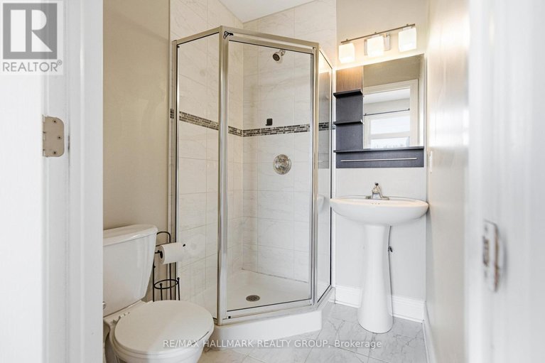 29582619/290-cambridge-street-n/west-centre-town/ottawa/ontario/K1R0B4_37