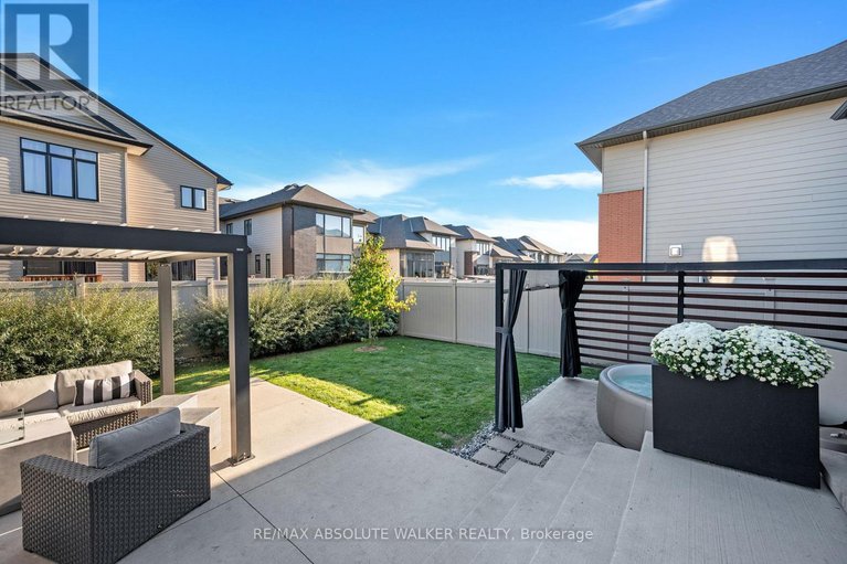 29434002/149-stonemeadow-drive/bridlewood/ottawa/ontario/K2M0G9_36