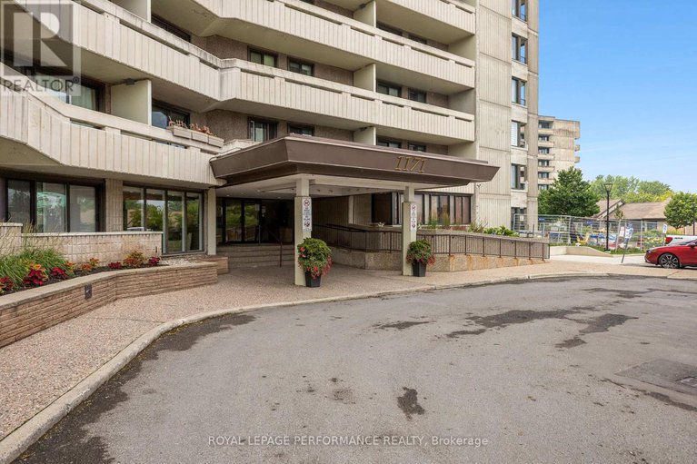 28607992/1003-1171-ambleside-drive/woodroffe/ottawa/ontario/K2B8E1_44