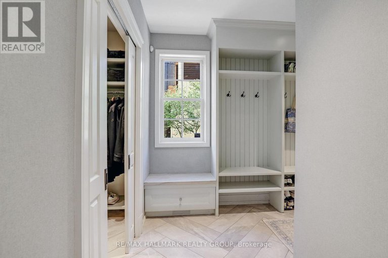 29403866/525-piccadilly-avenue/ottawa-west/ottawa/ontario/K1Y0H7_22