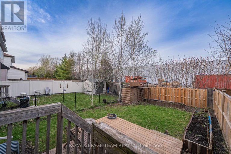 28252866/768-cedar-creek-drive/blossom-parkkemp-parkfindlay-creek/ottawa/ontario/K1T0B2_48