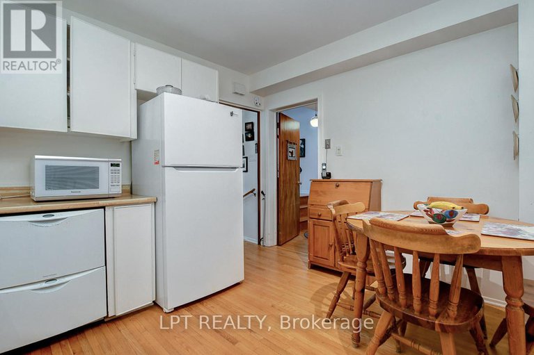 28766287/3008-mccarthy-road/riverside-park-south/ottawa/ontario/K1V8K8_16