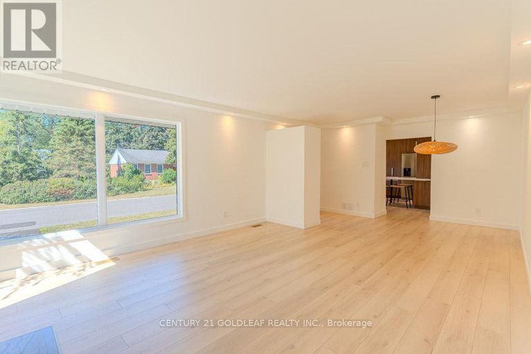 28809990/29-crownhill-street/beacon-hill-south/ottawa/ontario/K1J7K3_10