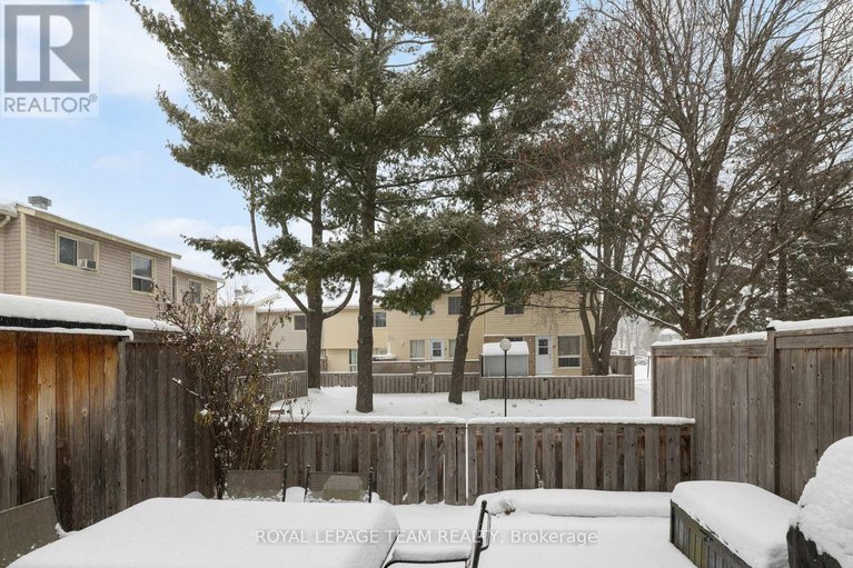29228459/35-malvern-drive/pheasant-run/ottawa/ontario/K2J1M8_27