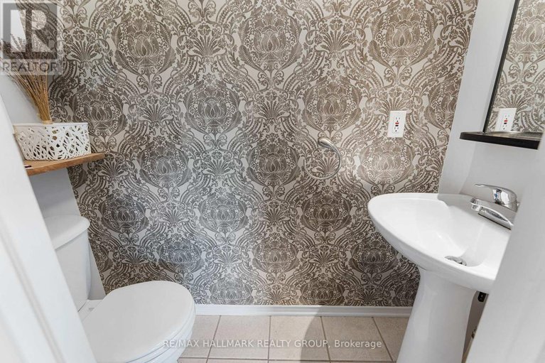 28575484/42-hintonburg-place/hintonburg/ottawa/ontario/K1Y4W6_10