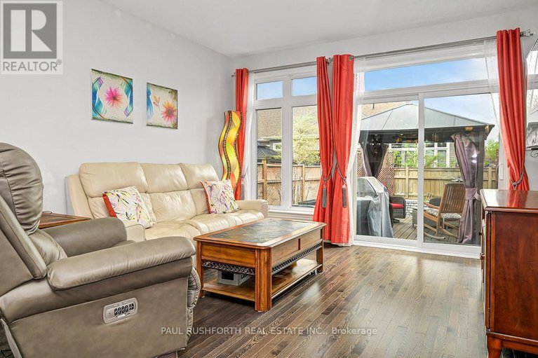 28479705/552-silverbell-crescent/blossom-parkkemp-parkfindlay-creek/ottawa/ontario/K1T0P1_4