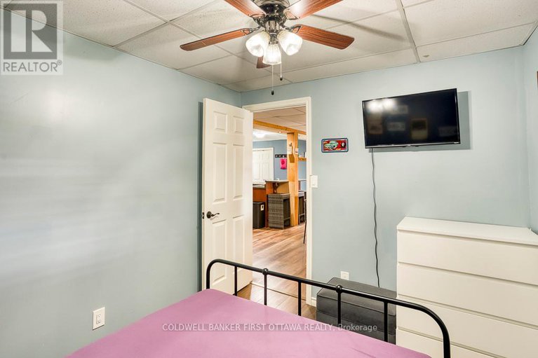 28322122/775-darling-concession-7/lanark-highlands-darling-twp/lanark-highlands/ontario/K0A1P0_16