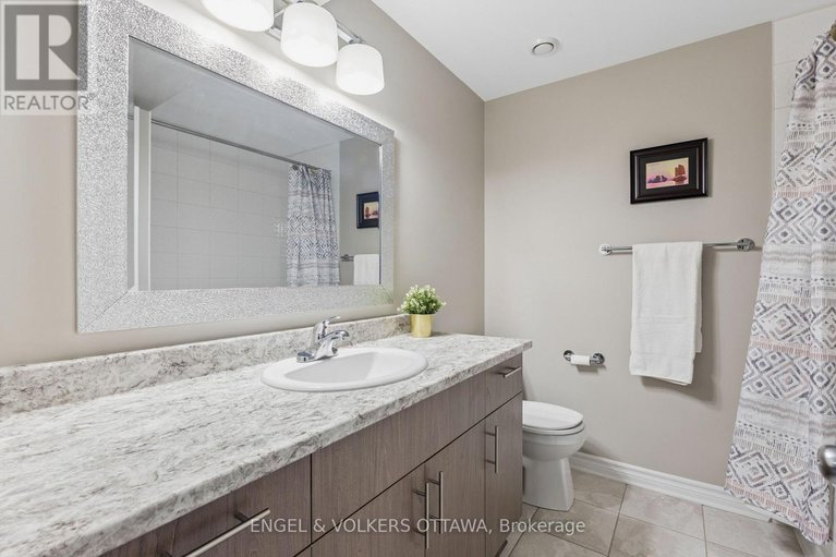 29492071/865-tewin-circle/camelot/ottawa/ontario/K4A1K1_37