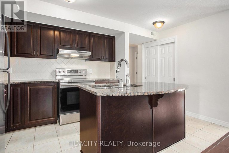 28882321/4-215-bluestone-private/avalon-west/ottawa/ontario/K4A0X7_12