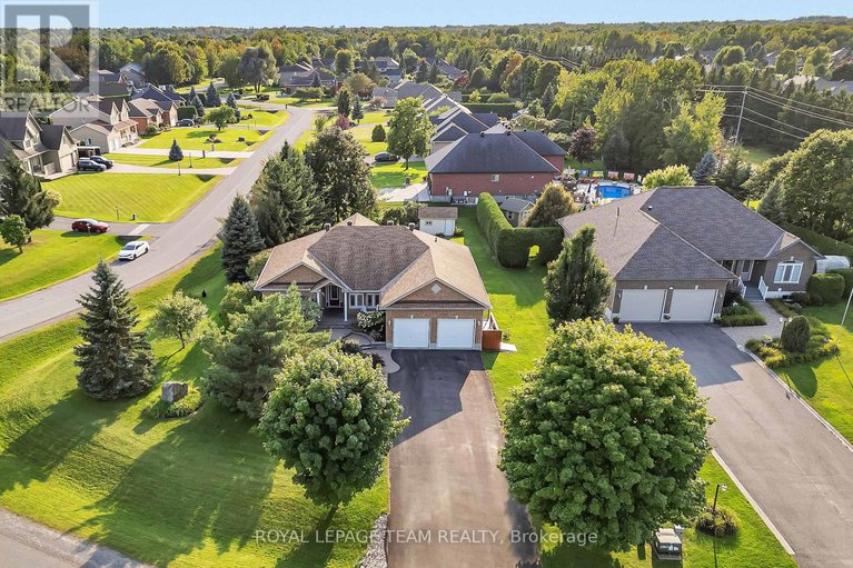 28423475/1426-spartan-grove-street/greely/ottawa/ontario/K4P1R6_35