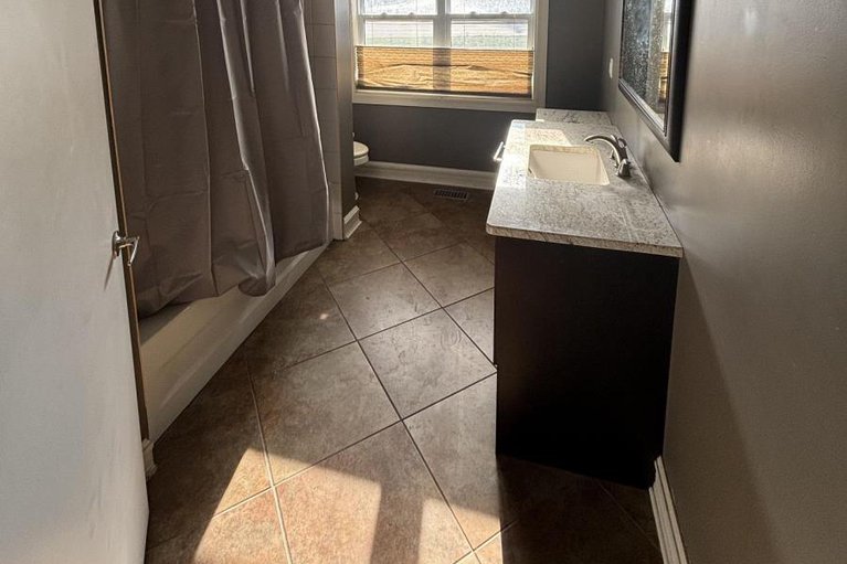 29041801/5497-manotick-main-street/manotick-village-manotick-estates/ottawa/ontario/K4M0E2_7