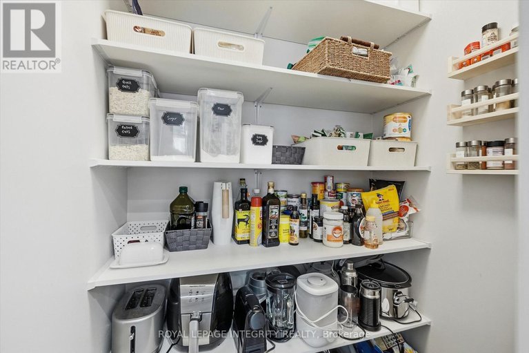 29307489/518-stadacone-row/camelot/ottawa/ontario/K4A1J8_11