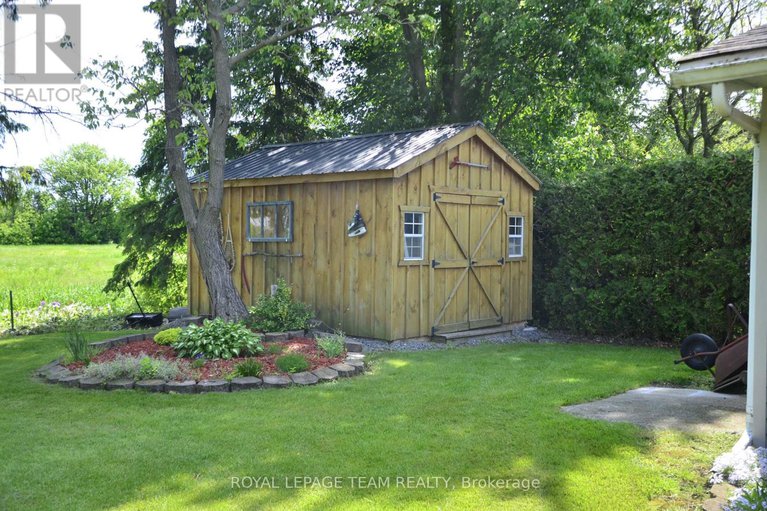 28671532/4951-hwy-31-bank-street-n/south-dundas-williamsburgh-twp/south-dundas/ontario/K0C2H0_5