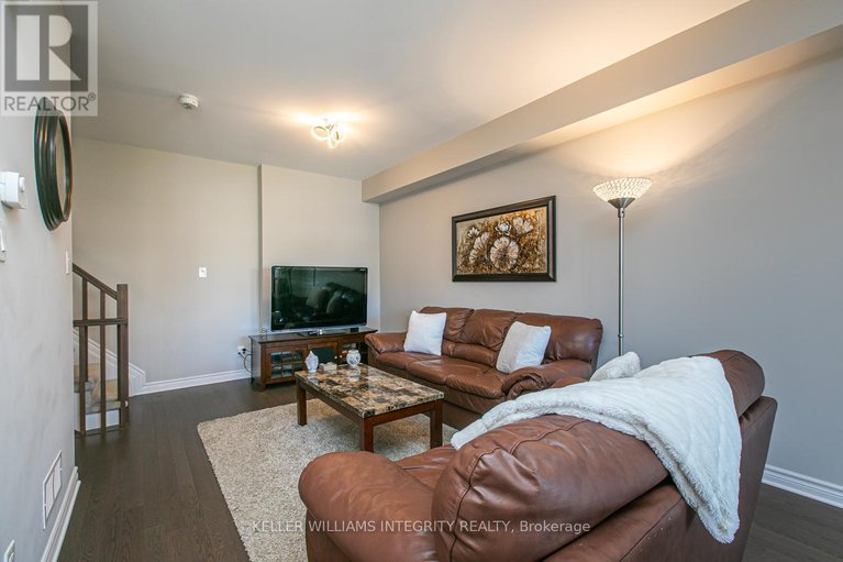 28382312/204-baltic-private/riverside-southgloucester-glen/ottawa/ontario/K4M0E2_15