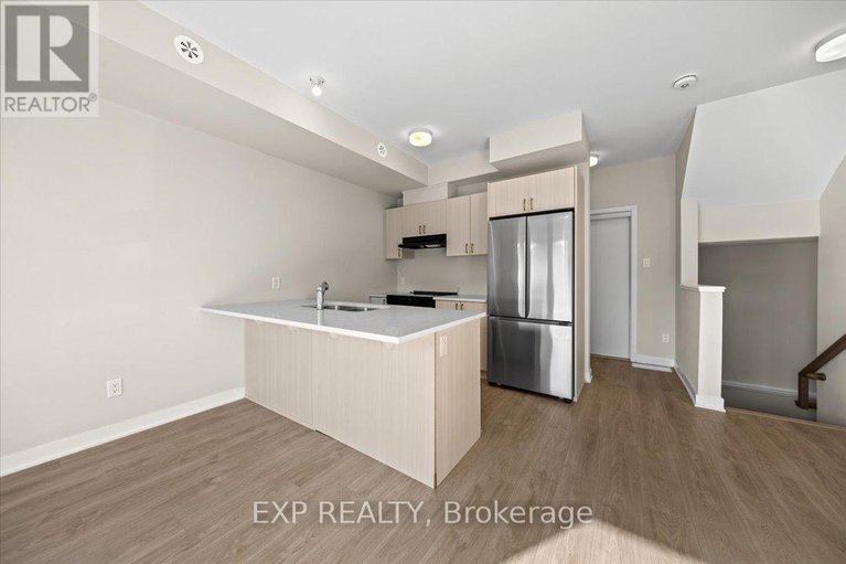 28514911/933-mishi-private/cfb-rockcliffe-and-area/ottawa/ontario/K1K0P2_6