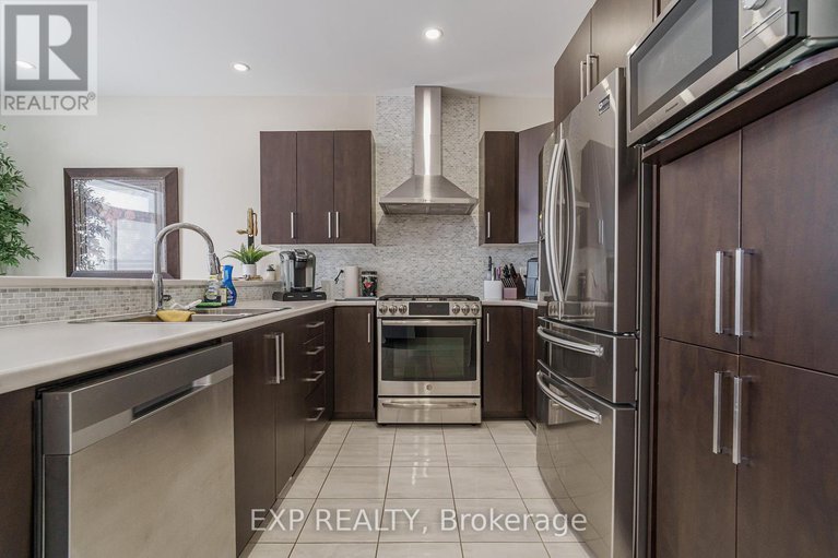 28791941/628-eagle-crest-heights/stittsville-north/ottawa/ontario/K2S2E6_21