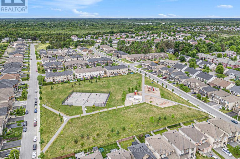 28807295/305-lipizzaner-street/stittsville-south/ottawa/ontario/K2S0X8_35
