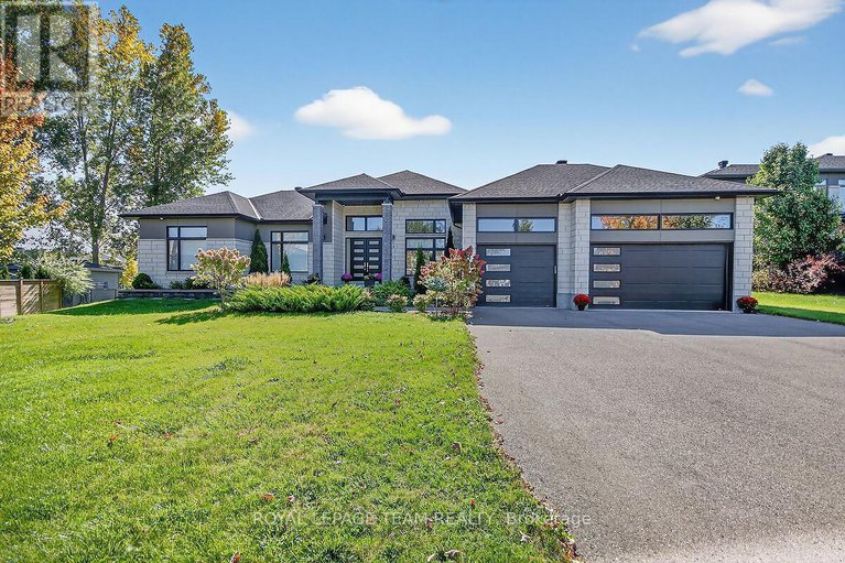 28941277/525-leimerk-court/manotick-village-manotick-estates/ottawa/ontario/K4M0B2_2