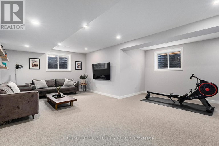 28650135/1043-eider-street/riverside-southgloucester-glen/ottawa/ontario/K4M0P4_26