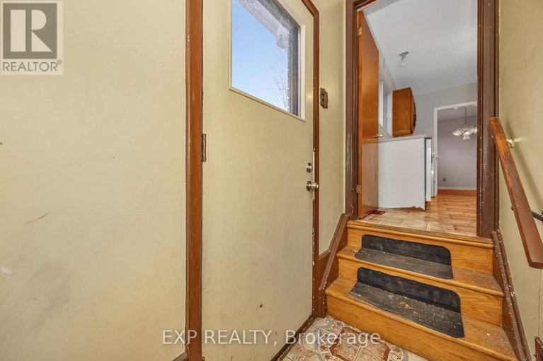 29071775/2393-sheldon-avenue/queensway-terrace-southridgeview/ottawa/ontario/K2C1K4_27