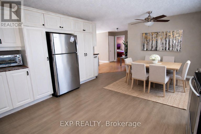 29422752/1059-flynn-avenue/kinburn/ottawa/ontario/K7S3G7_10